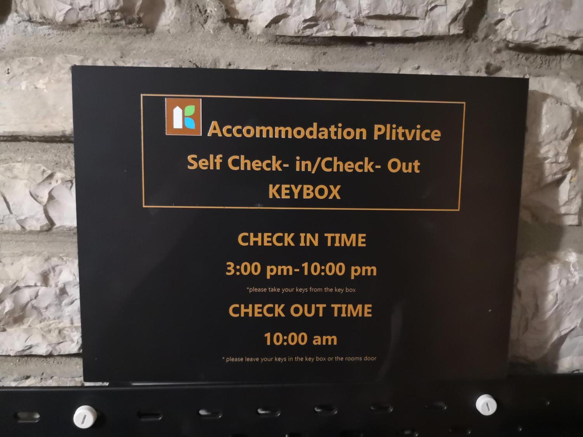 Accommodation Plitvice Korenica Bagian luar foto