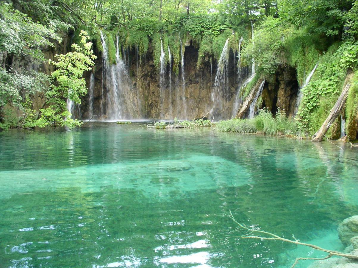 Accommodation Plitvice Korenica Bagian luar foto