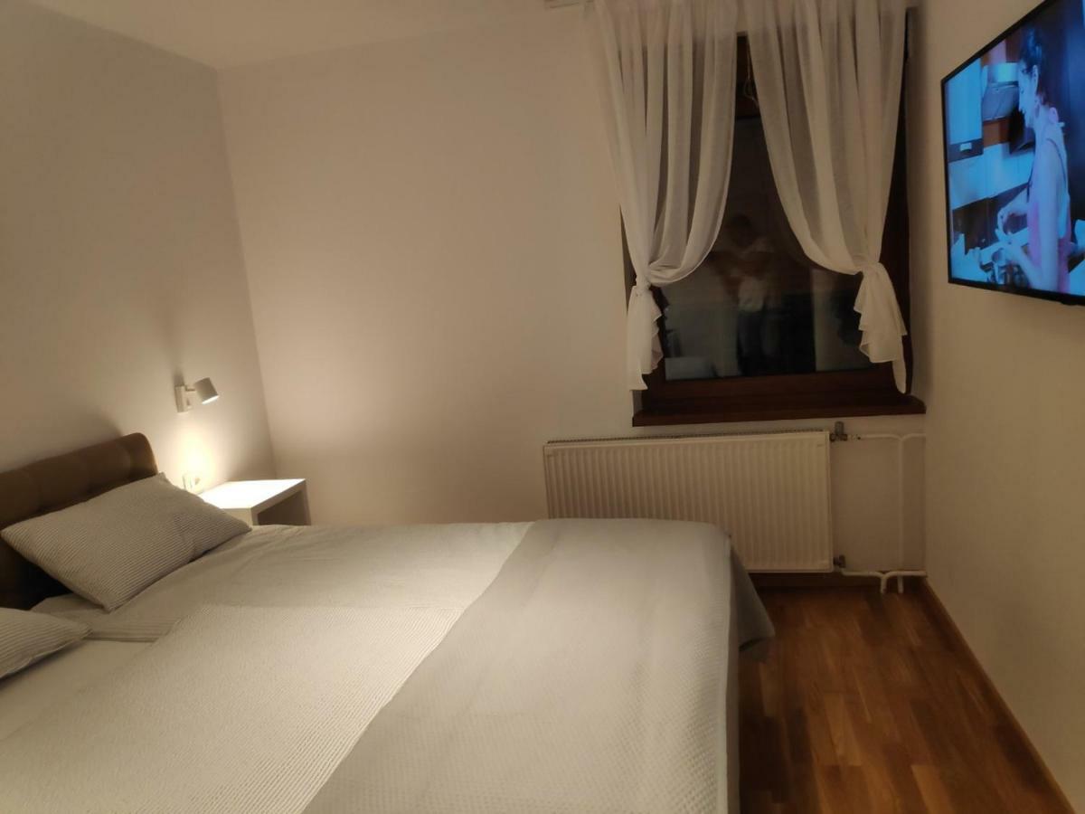 Accommodation Plitvice Korenica Bagian luar foto