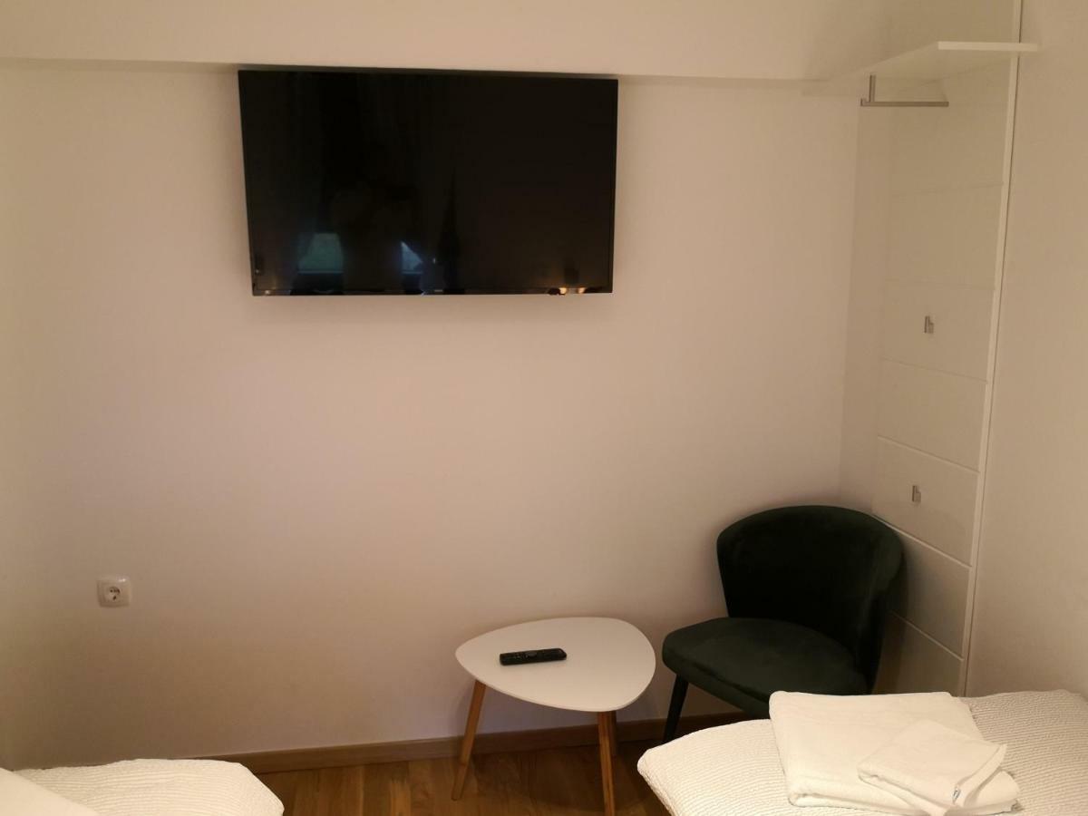 Accommodation Plitvice Korenica Bagian luar foto